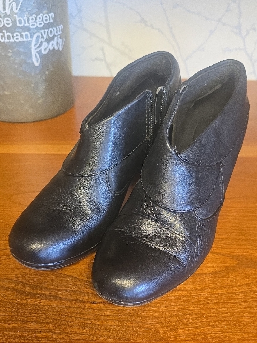 Clarks Women’s Black Leather Ankle Boots - Sleek Zip Closure